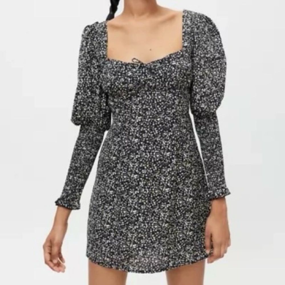 Kiss The Sky Women’s Juliette Smocked Floral Black Boho Long Sleeve Dress Small